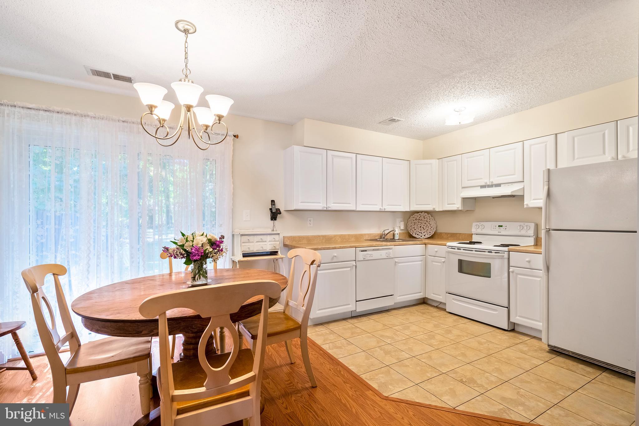 2239 Cartwright Place Reston, VA 20191 - Photo 6 of 16 Gallery Image 6