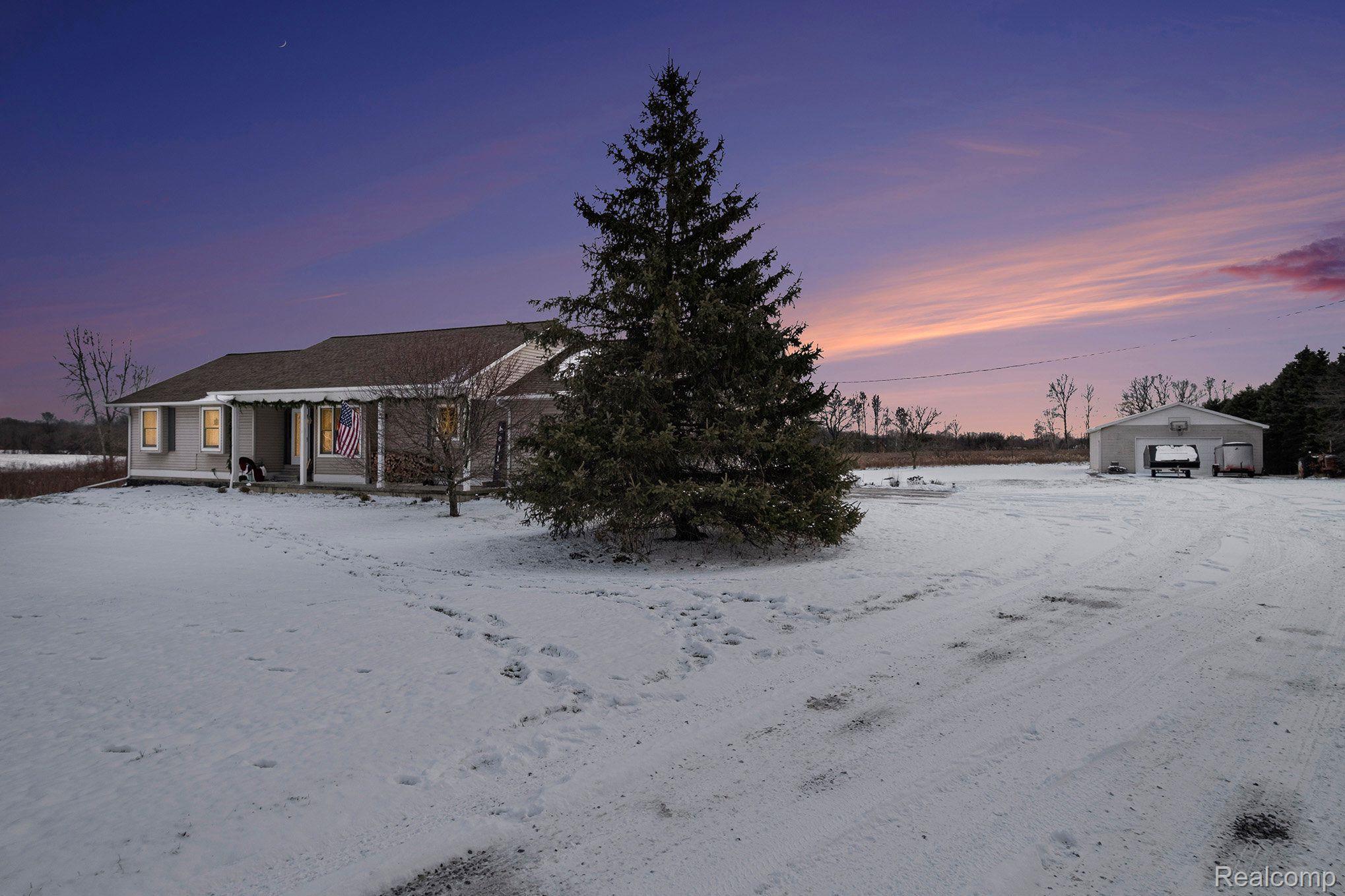7104 Jordan Road Grand Blanc, MI 48439 - Photo 3 of 35 Gallery Image 3