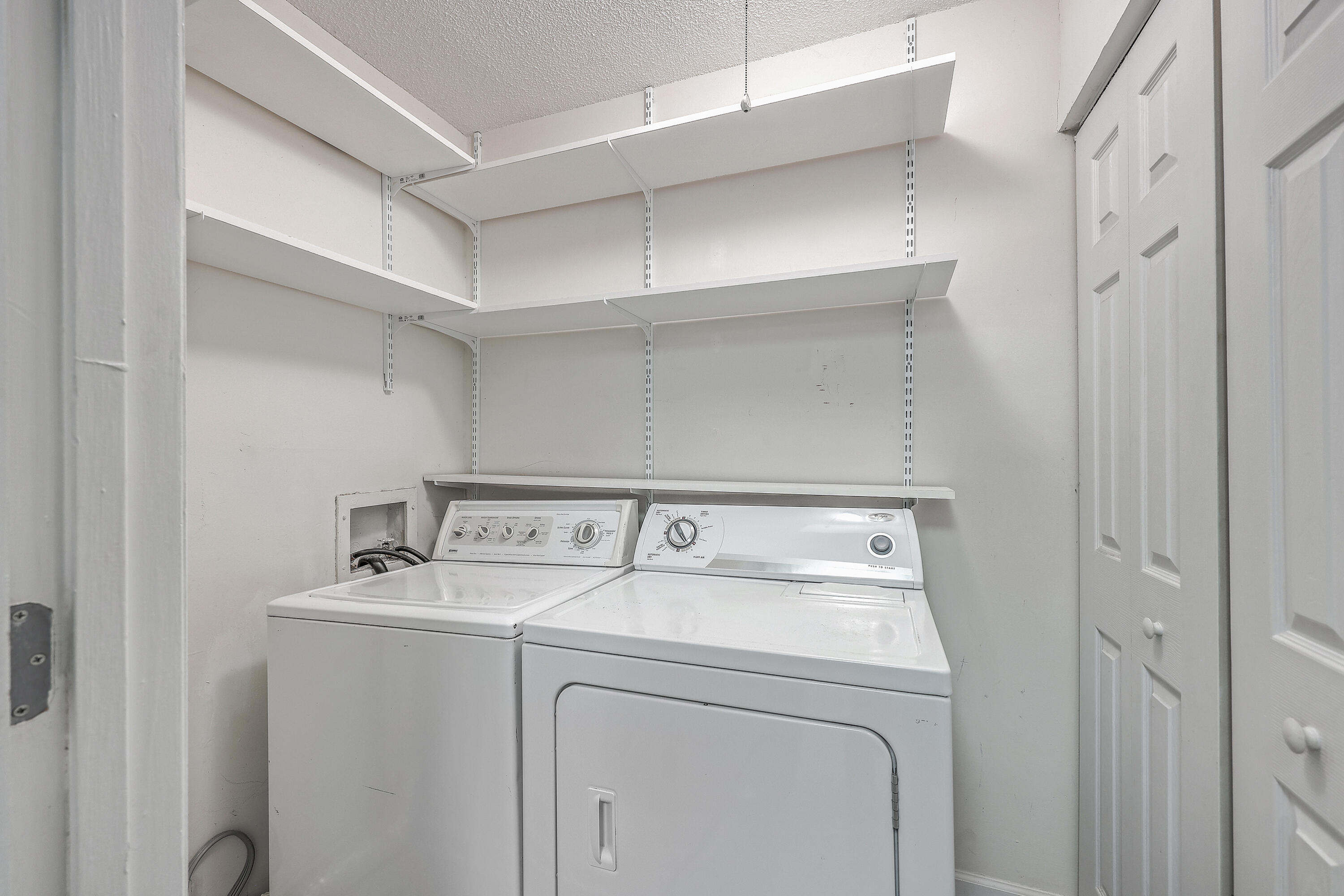 1402 Camp Road, Unit 11E Charleston, SC 29412 - Photo 15 of 33 ZYN_5256_57_58_59_60_61_62