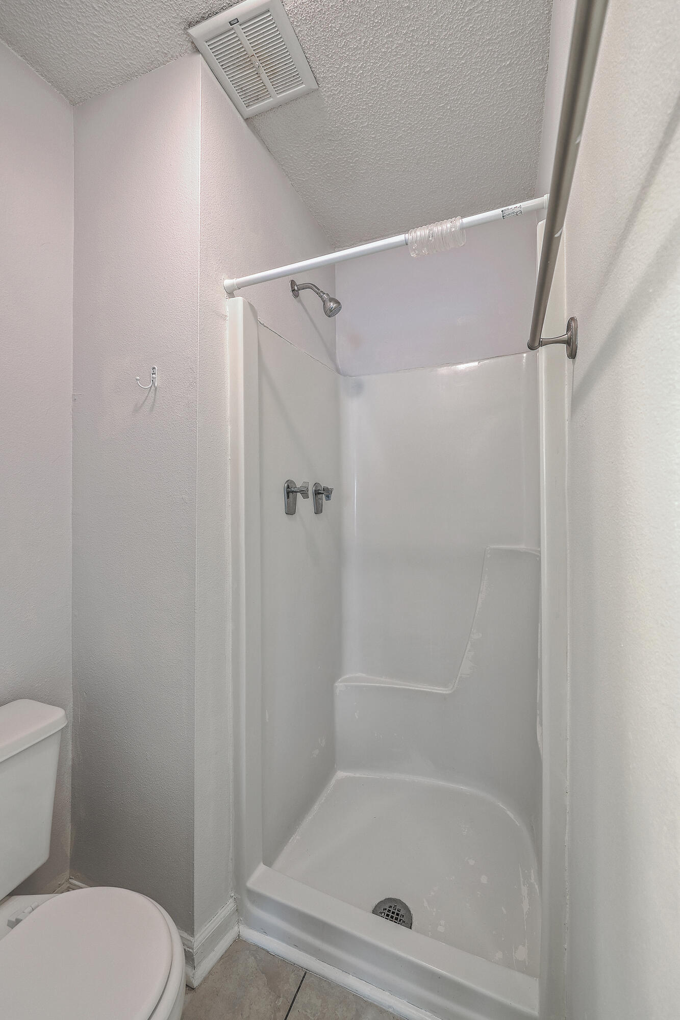 1402 Camp Road, Unit 11E Charleston, SC 29412 - Photo 20 of 33 ZYN_5291_2_3_4_5_6_7