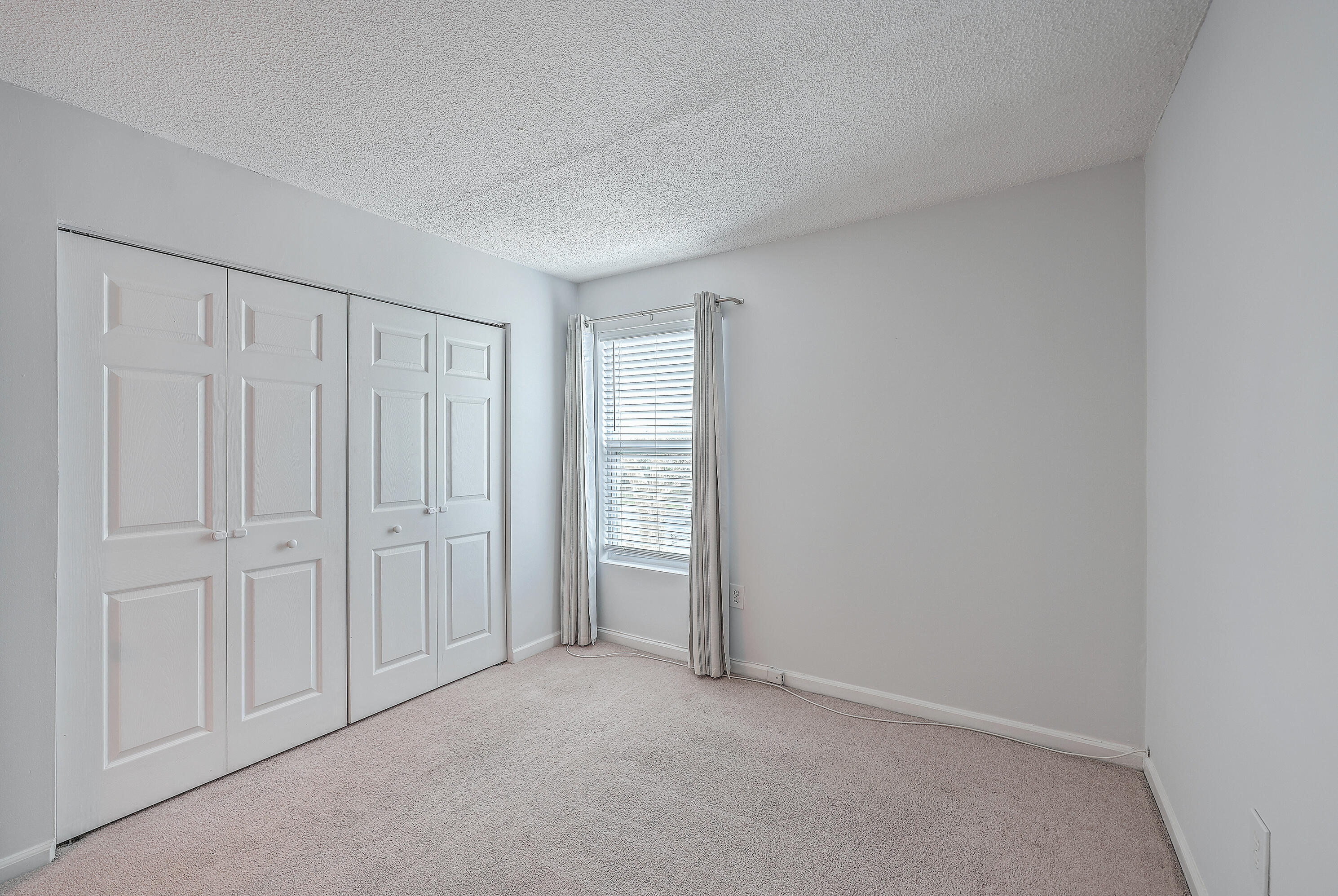 1402 Camp Road, Unit 11E Charleston, SC 29412 - Photo 23 of 33 ZYN_5312_3_4_5_6_7_8