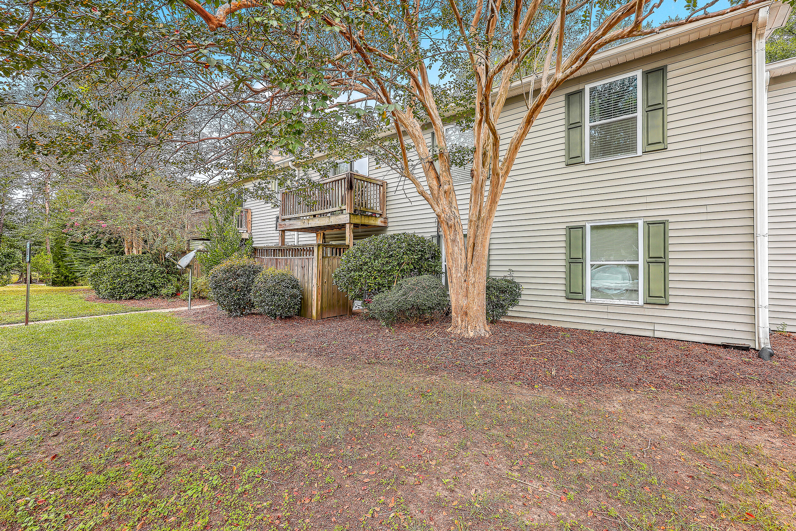 1402 Camp Road, Unit 11E Charleston, SC 29412 - Photo 3 of 33 ZYN_3081_2_3_4_5_6_7