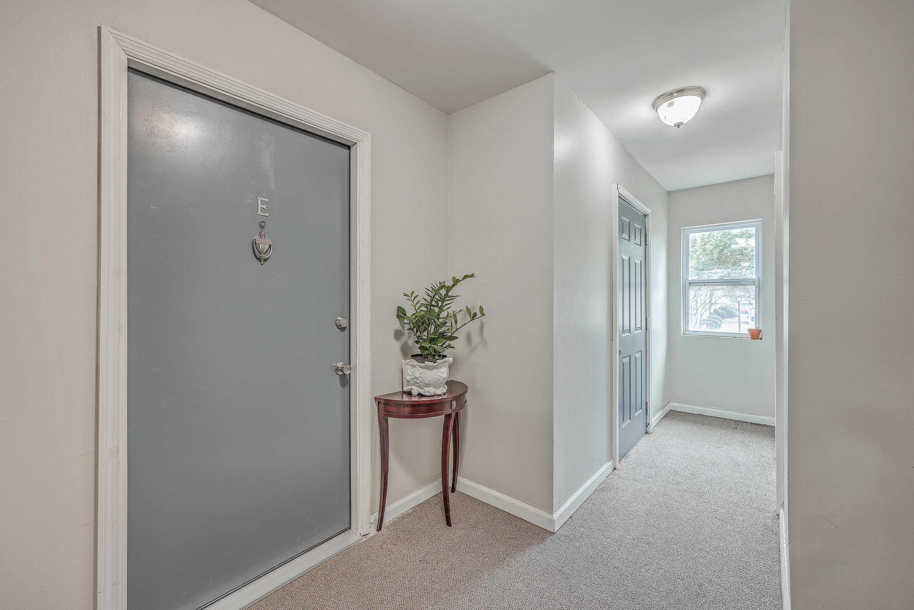 1402 Camp Road, Unit 11E Charleston, SC 29412 - Photo 4 of 33 ZYN_5333_4_5_6_7_8_9