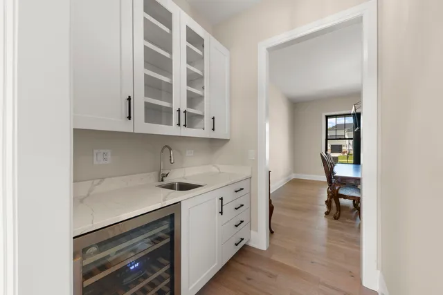 $1,795,000 | 4216 Carpenter Road, Naperville, IL 60564