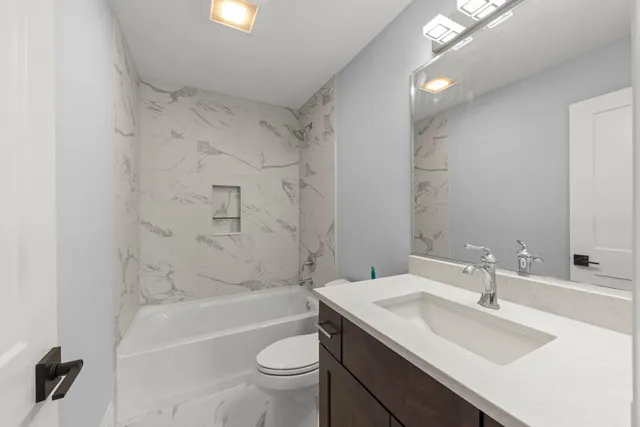 $1,795,000 | 4216 Carpenter Road, Naperville, IL 60564