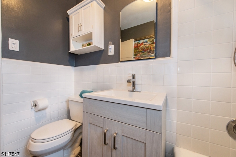 101 Gates Avenue, Unit E7 Montclair, NJ 07042 - Photo 14 of 20