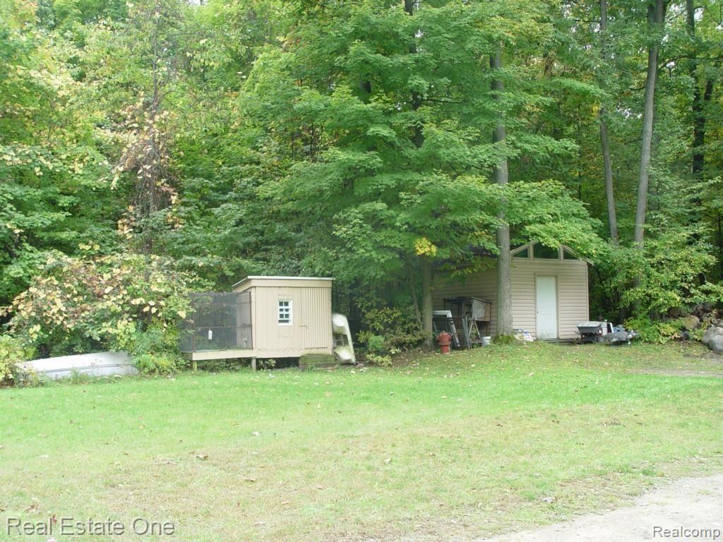 6240 North Latson Road Howell, MI 48855 - Photo 34 of 34 2002-07-09 04.40