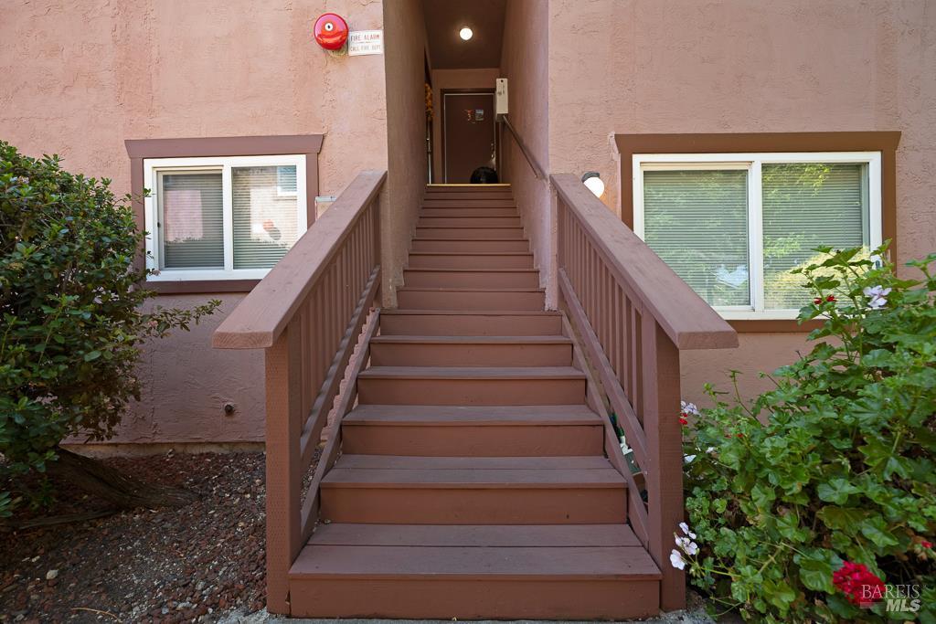 7488 Bridgit Drive Rohnert Park, CA 94928 - Photo 7 of 44
