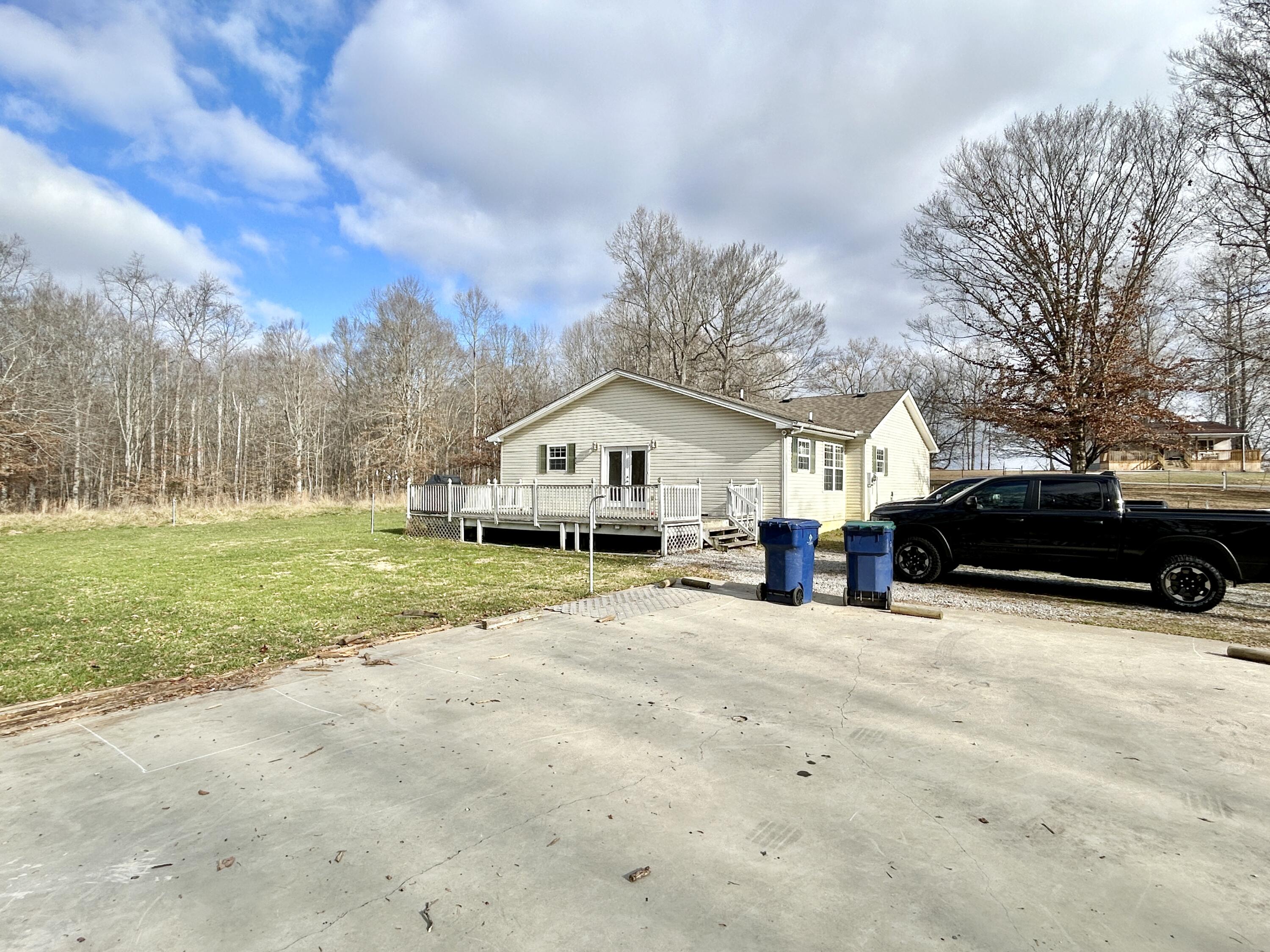 783 Woods Road Nancy, KY 42544 - Photo 34 of 37 IMG_E7566