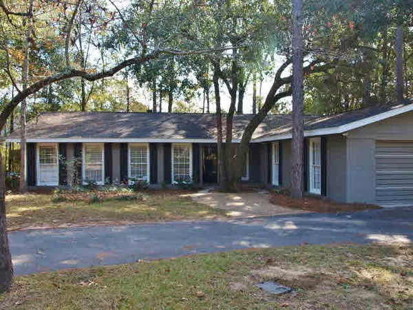 $1,350 | 110 Ferncliff Circle, Daphne, AL 36526