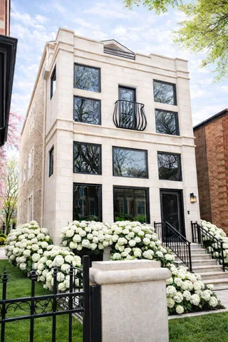 $1,949,900 | 908 North Winchester Avenue, Chicago, IL 60622