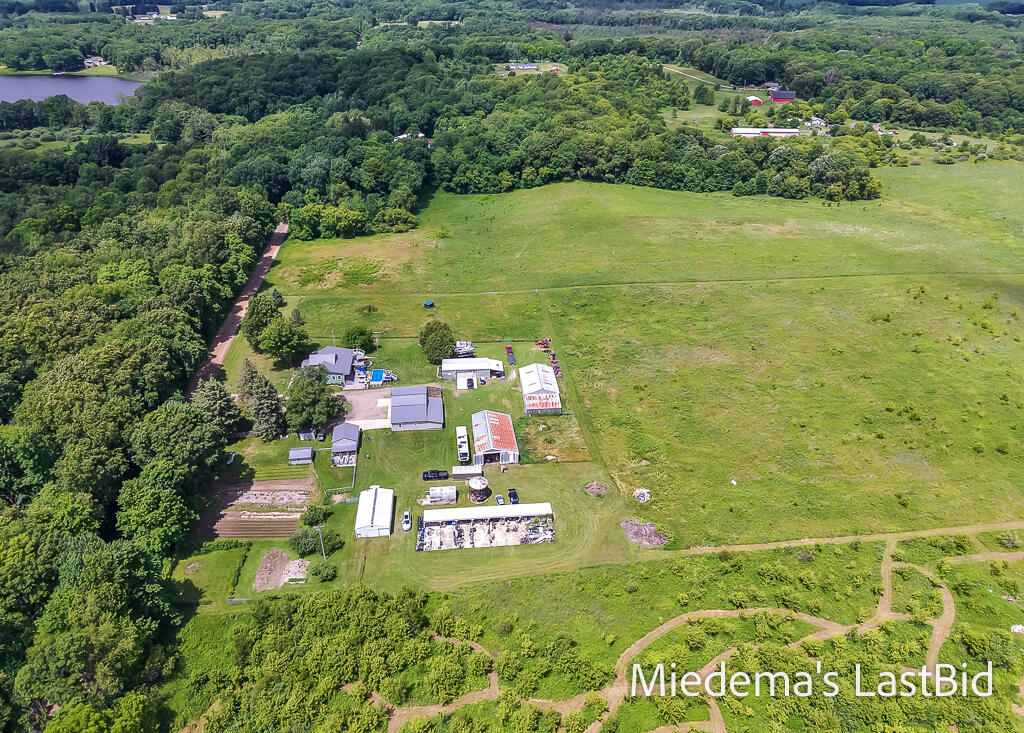 12915 Cassidy Road Bellevue, MI 49021 - Photo 26 of 128 12915CassidyRd-28LoRes