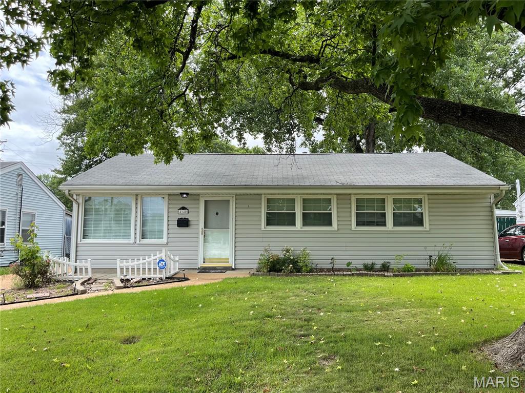 4140 Tesson Street St. Louis, MO 63123 - Photo 1 of 27