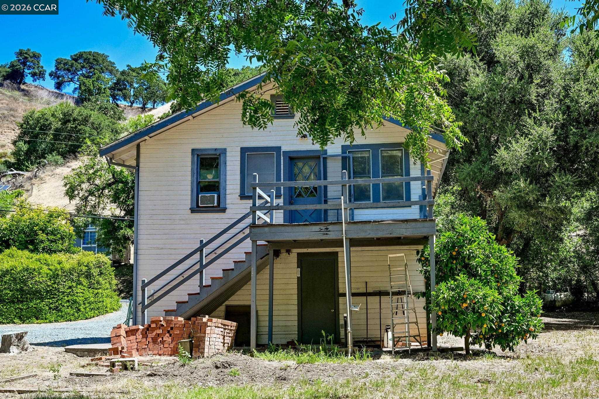 5455 Alhambra Valley Road Martinez, CA 94553 - Photo 3 of 29