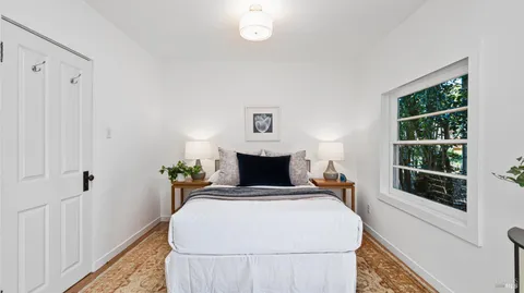 $975,000 | 103 Oak Knoll Avenue, San Anselmo, CA 94960