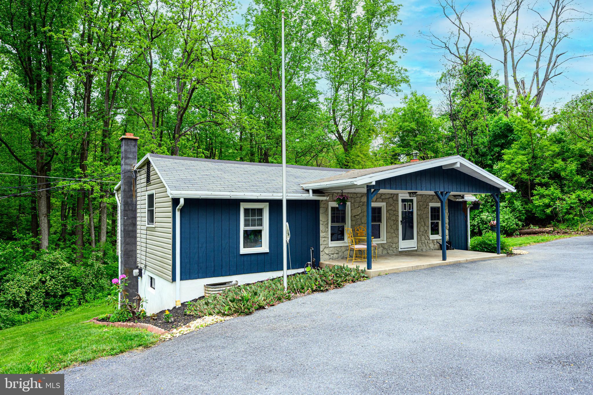 113 Blimline Road Reading, PA 19608 - Photo 3 of 40