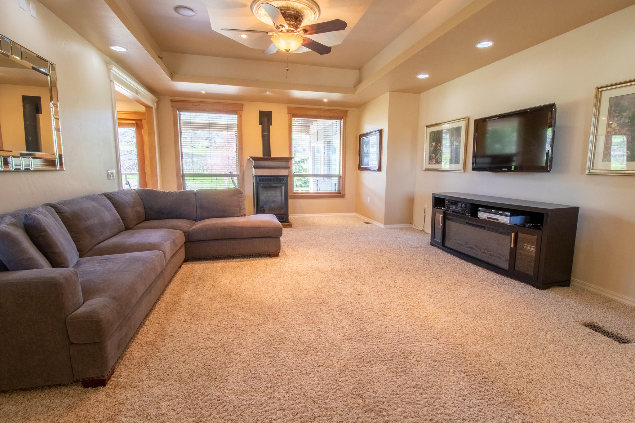 1381 Foss Road Talent, OR 97540 - Photo 7 of 41 Living area with gas fireplace