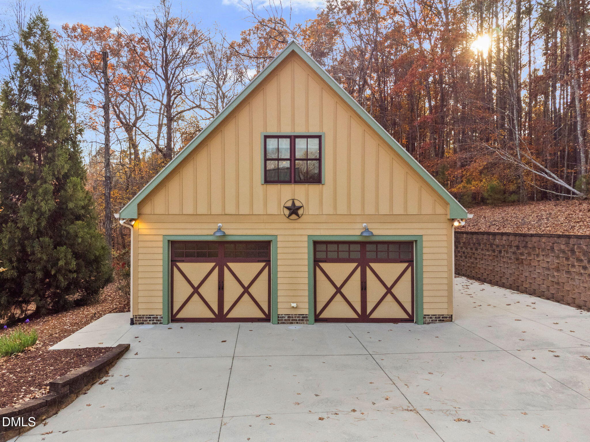 2210 Carpenter Pond Road Raleigh, NC 27613 - Photo 5 of 38 Garage with Apartment on 2nd floor