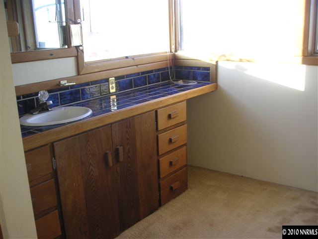 1450 Mallory Lane Reno, NV 89511 - Photo 4 of 9 Photo 4
