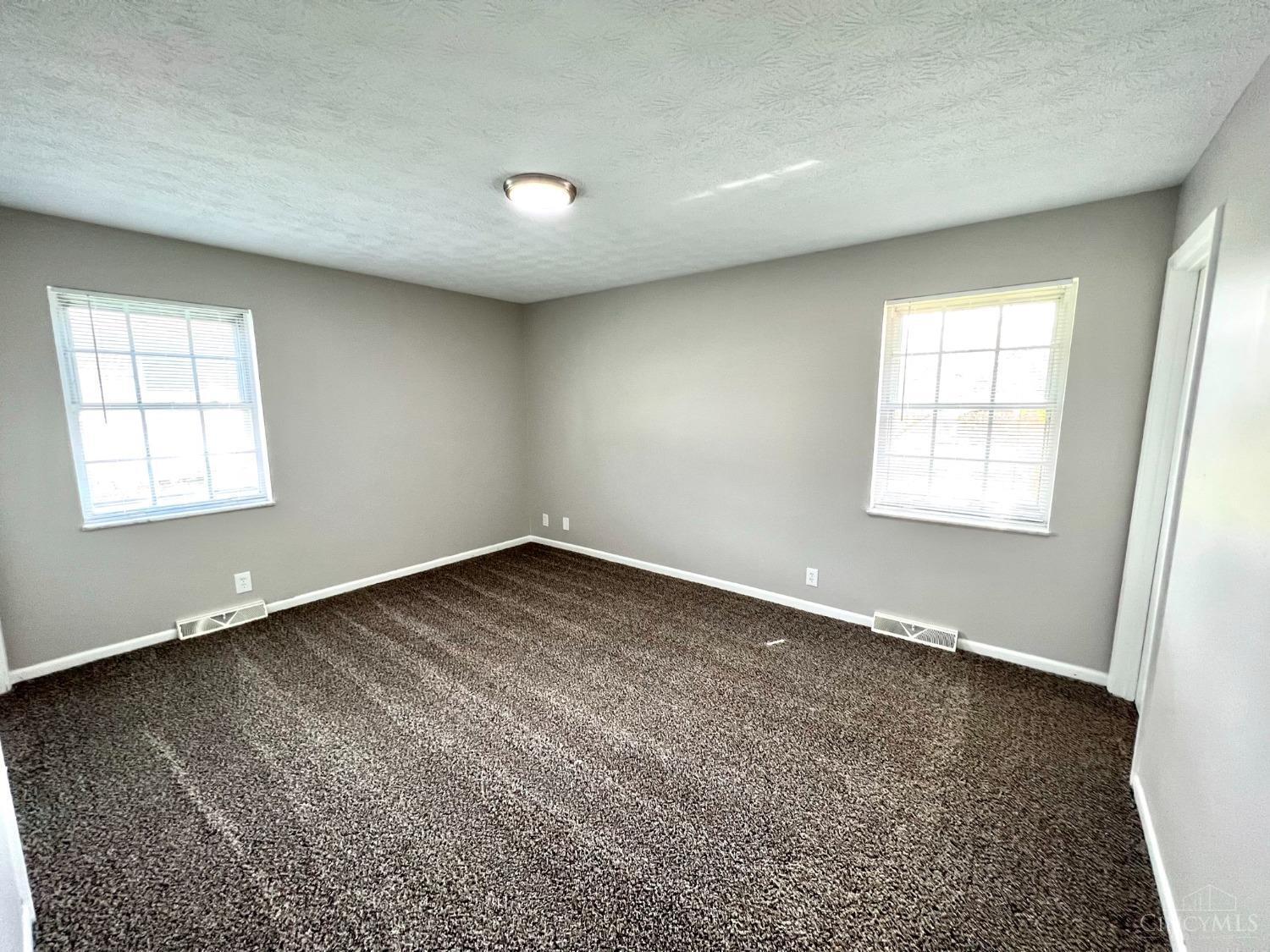5938 Ricky Drive Fairfield, OH 45014 - Photo 6 of 15 Gallery Image 6