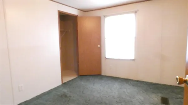 $34,900 | 463 Skylare Drive, Prospect, PA 16052