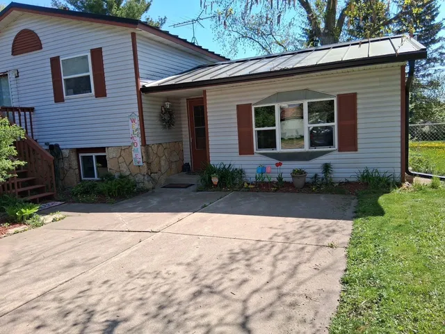 $389,900 | 2486 75th Avenue, Osceola, WI 54020