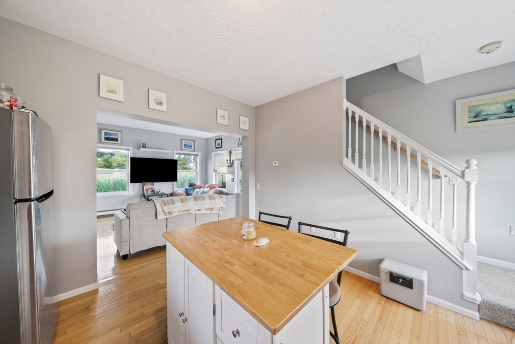 18 Bay View Street Hull, MA 02045 - Photo 11 of 35 Gallery Image 11