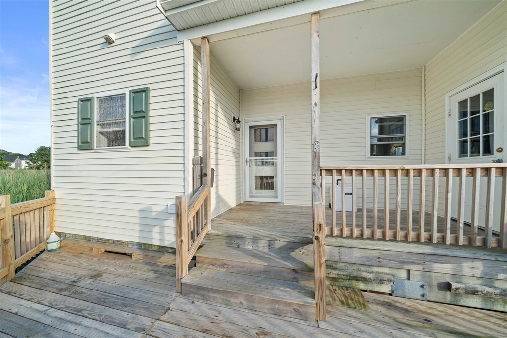 18 Bay View Street Hull, MA 02045 - Photo 6 of 35 Gallery Image 6