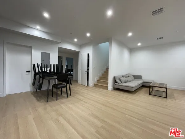 $7,200 | 1340 West 37th Street, Unit 1340, Los Angeles, CA 90007