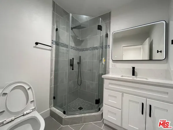 $7,200 | 1340 West 37th Street, Unit 1340, Los Angeles, CA 90007
