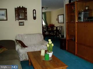 206 Golf Road Darby, PA 19023 - Photo 2 of 6