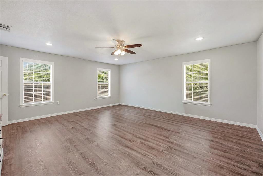 111 Medlan Chapel Road Graham, TX 76450 - Photo 9 of 39