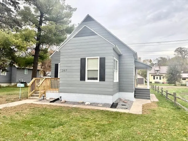 $149,900 | 207 East Broadway Street, Redwood Falls, MN 56283