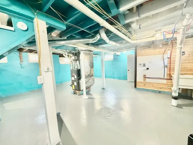 $149,900 | 207 East Broadway Street, Redwood Falls, MN 56283