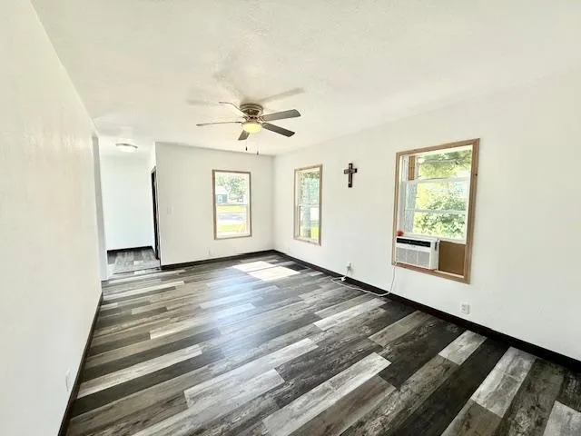 $149,900 | 207 East Broadway Street, Redwood Falls, MN 56283