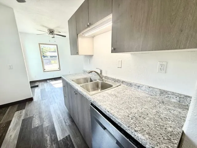 $149,900 | 207 East Broadway Street, Redwood Falls, MN 56283