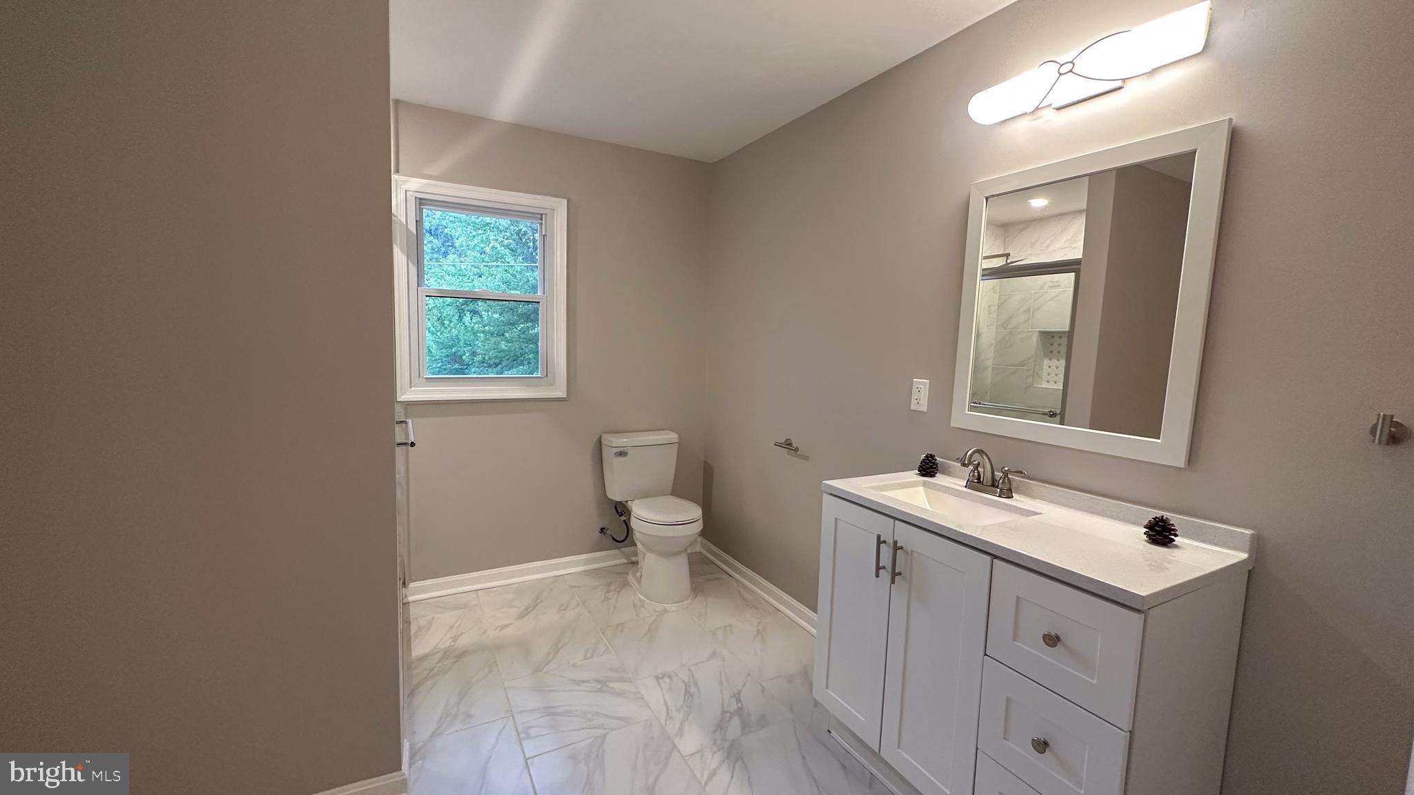 8858 Hawbottom Road Middletown, MD 21769 - Photo 11 of 21 FULL BATHROOM