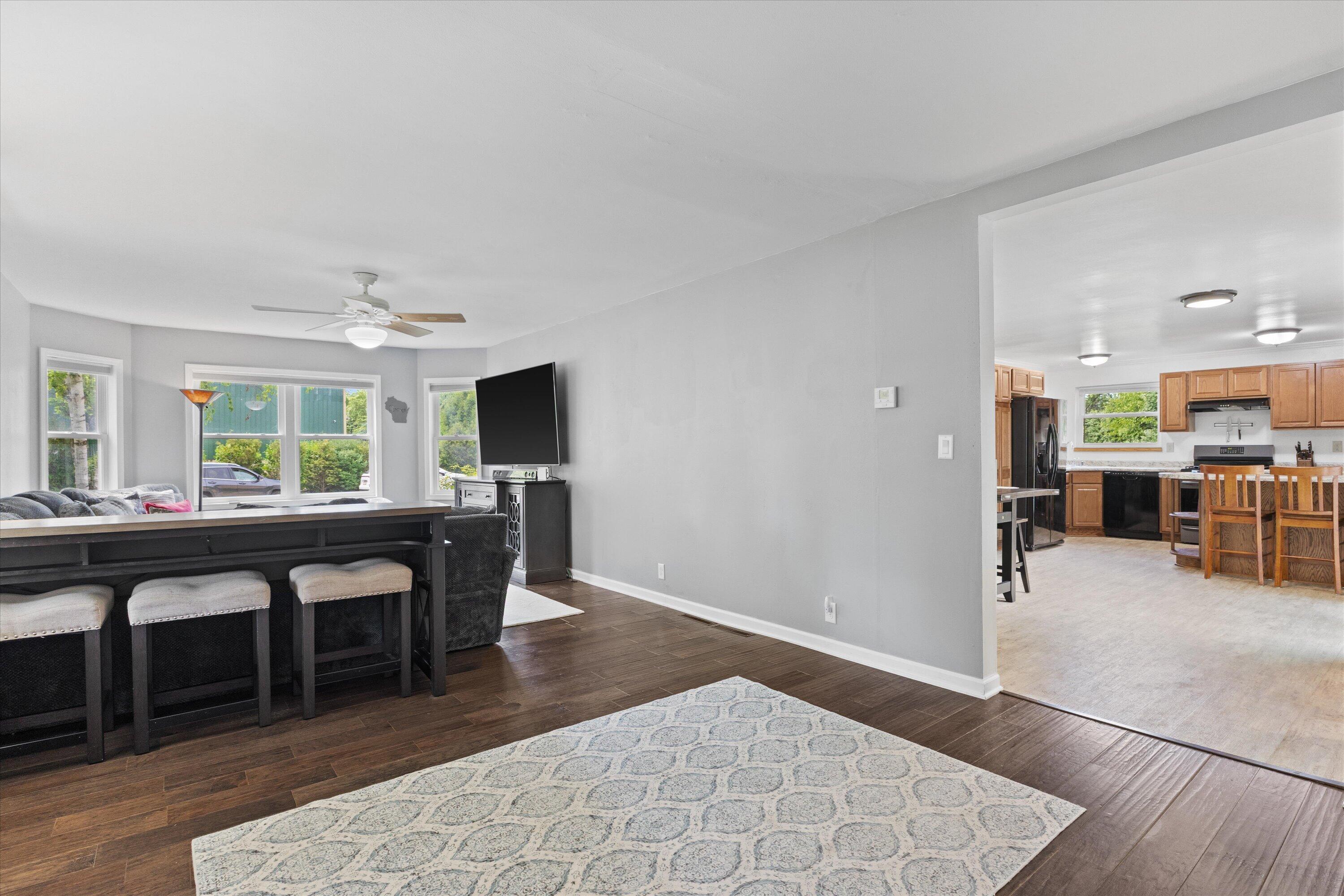 W244N4501 Swan Road Pewaukee, WI 53072 - Photo 5 of 43 Great Room