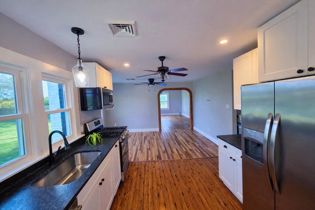 21484 Southside Road Onancock, VA 23417 - Photo 4 of 22