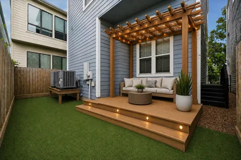 $515,000 | 2416 Couch Street, Houston, TX 77008