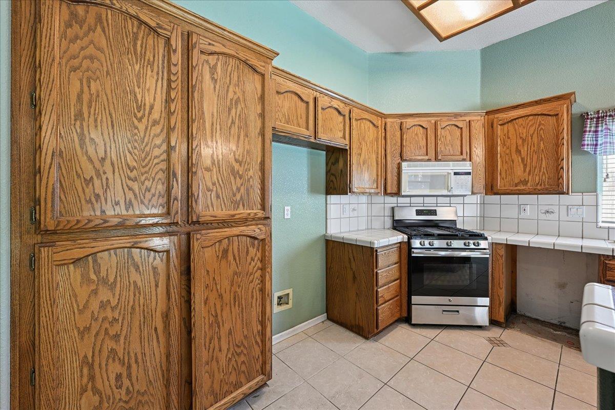 1165 Portola Valley Road Yuba City, CA 95993 - Photo 17 of 38