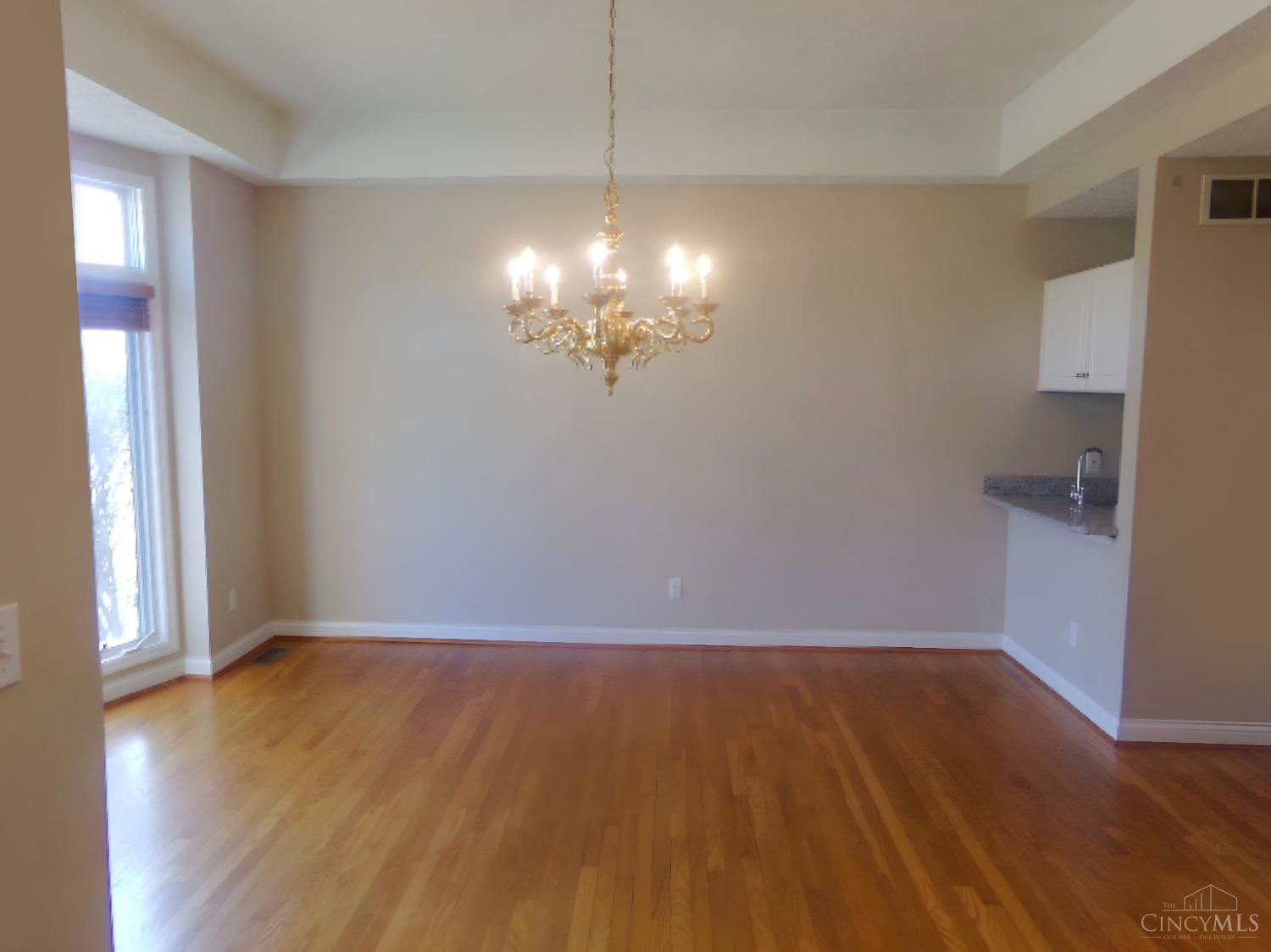 4537 Rosedale Road Middletown, OH 45042 - Photo 3 of 14 Gallery Image 3