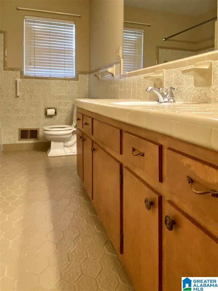 7313 Pine Tree Lane Fairfield, AL 35064 - Photo 24 of 36