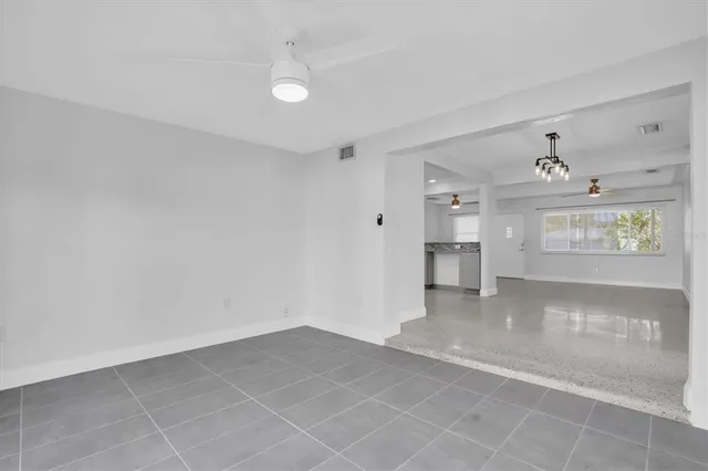 $3,000 | 765 56th Avenue South, St. Petersburg, FL 33705