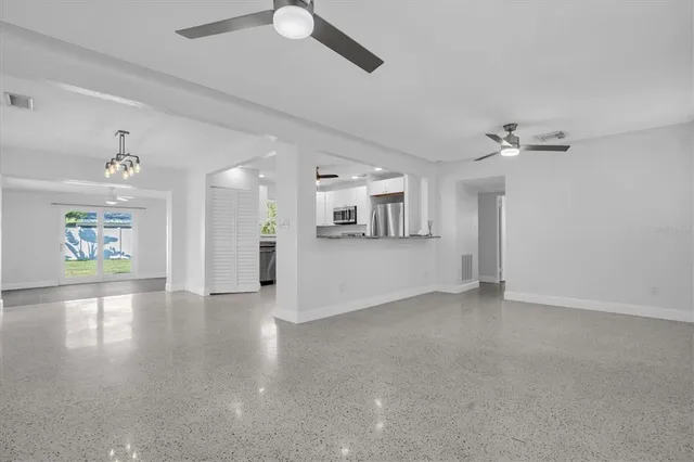 $3,000 | 765 56th Avenue South, St. Petersburg, FL 33705