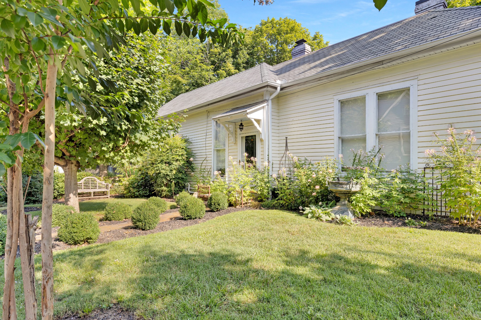 221 North Walnut Street Springfield, TN 37172 - Photo 2 of 21