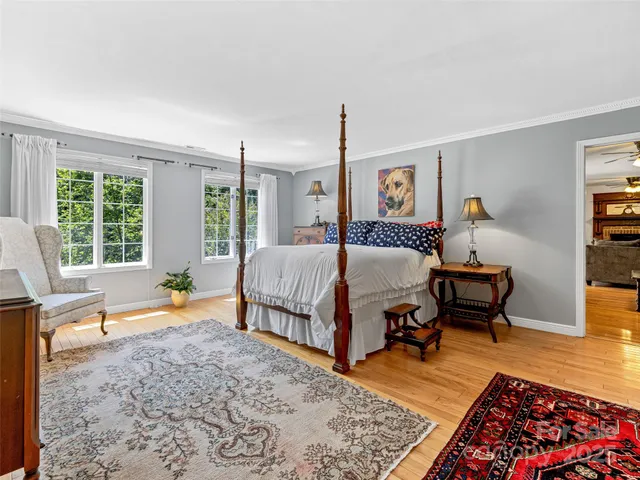 $1,500,000 | 163 Northern Lights Lane, Hendersonville, NC 28739