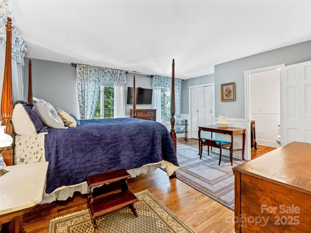 $1,500,000 | 163 Northern Lights Lane, Hendersonville, NC 28739