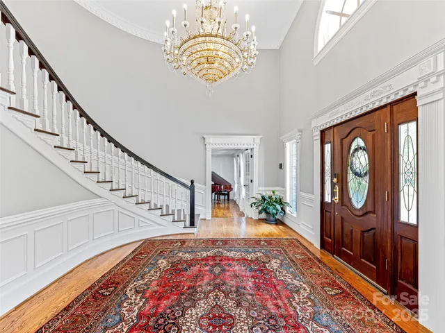 $1,500,000 | 163 Northern Lights Lane, Hendersonville, NC 28739