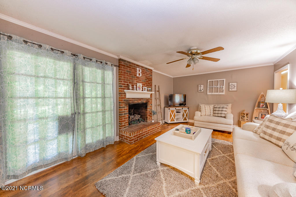 3412 Old Cherry Point Road New Bern, NC 28560 - Photo 2 of 29 IMG_1832